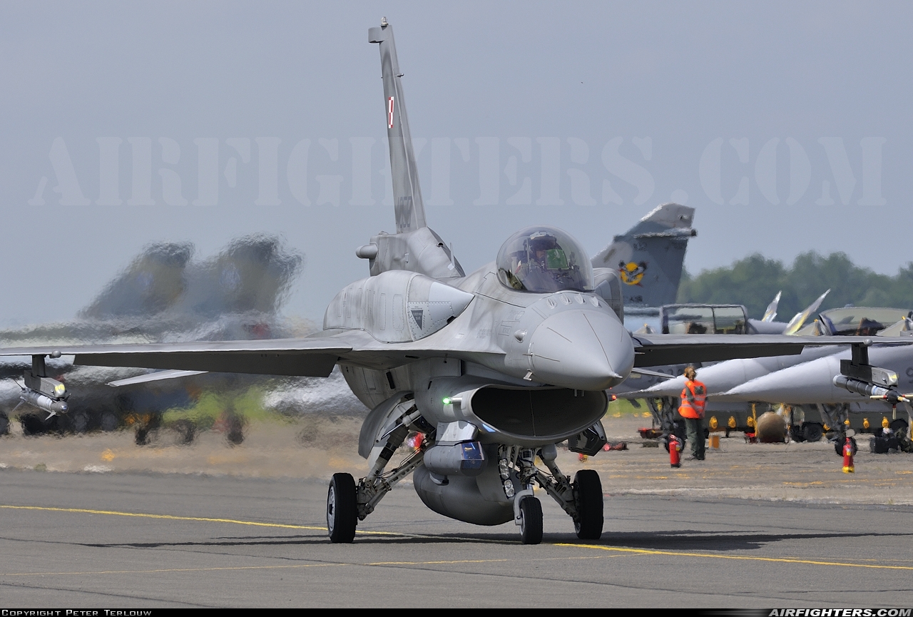 Poland - Air Force General Dynamics F-16C Fighting Falcon 4055 at Cambrai - Epinoy (LFQI), France