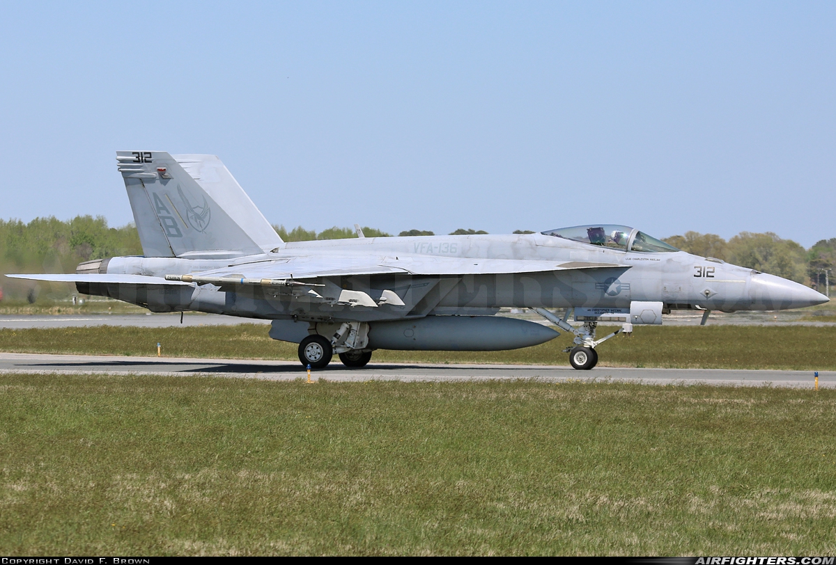 USA - Navy Boeing F/A-18E Super Hornet 166818 at Virginia Beach - Oceana NAS / Apollo Soucek Field (NTU / KNTU), USA