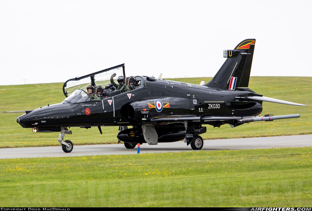 UK - Air Force BAE Systems Hawk T.2 ZK030 at Valley (EGOV), UK