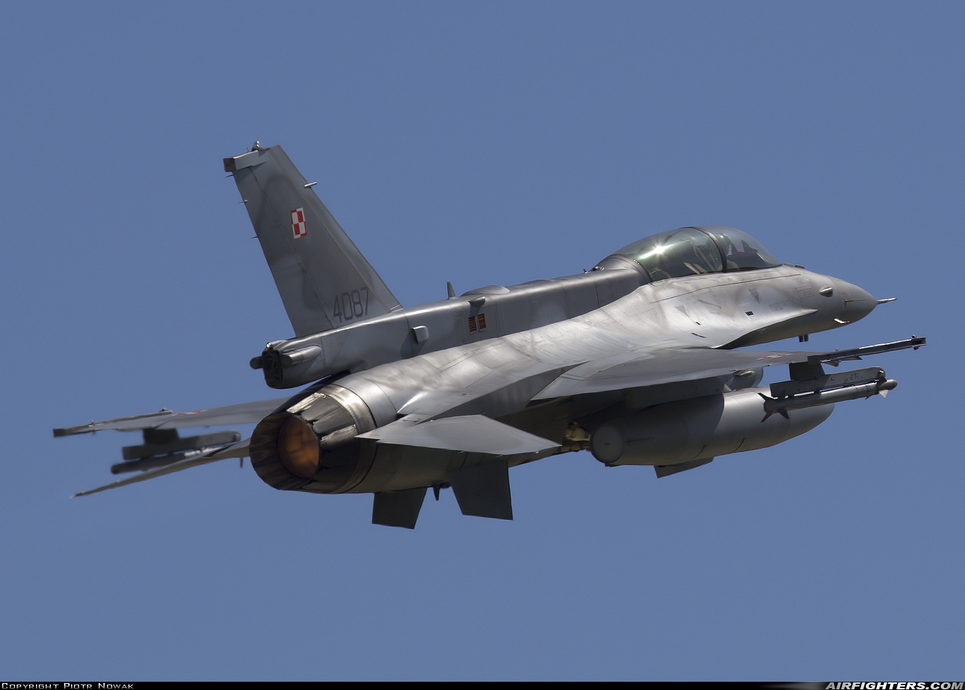 Poland - Air Force General Dynamics F-16D Fighting Falcon 4087 at Lask (EPLK), Poland