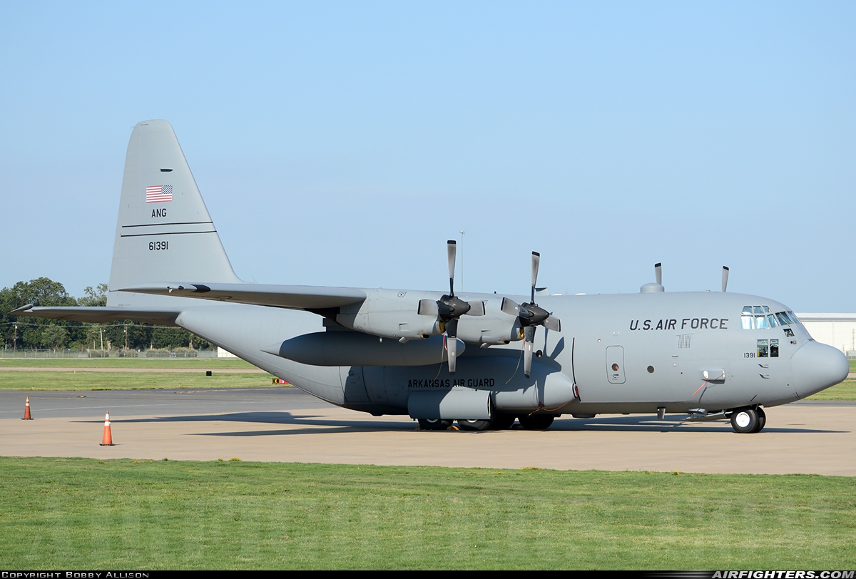 USA - Air Force Lockheed C-130H Hercules (L-382) 86-1391 at Little Rock National Airport (KLIT), USA