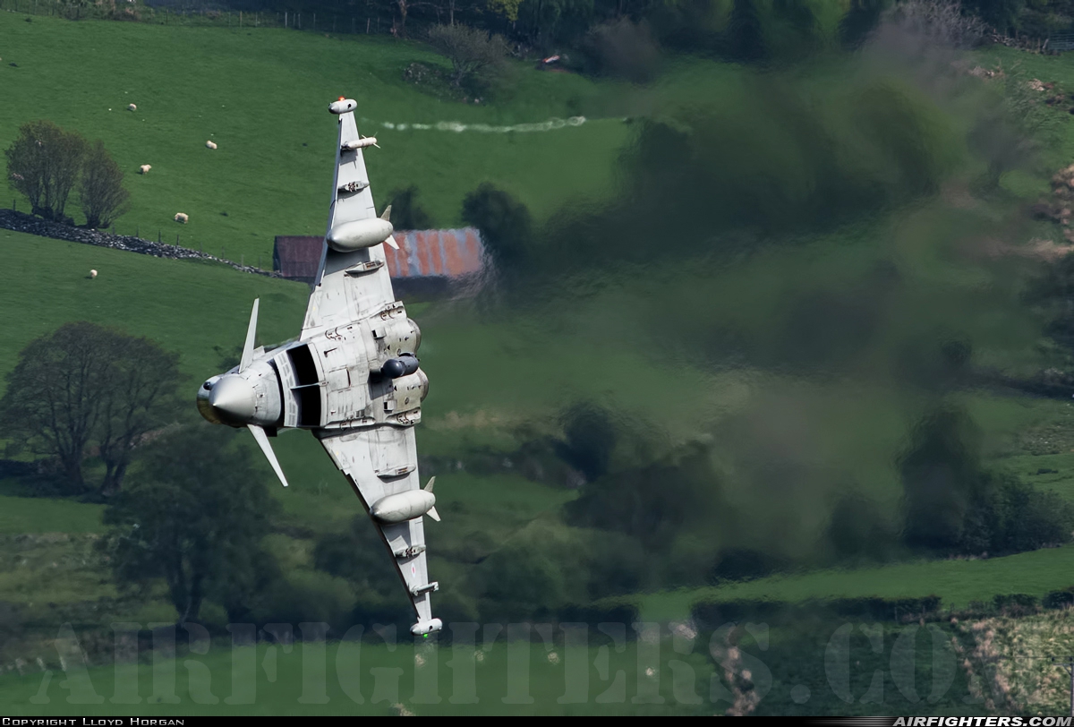 UK - Air Force Eurofighter Typhoon FGR4 ZJ924 at Off-Airport - Machynlleth Loop Area, UK