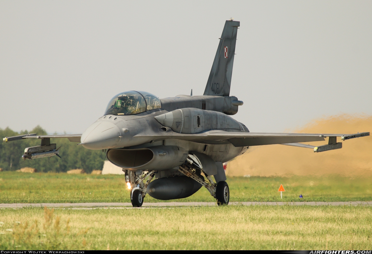 Poland - Air Force General Dynamics F-16D Fighting Falcon 4081 at Lask (EPLK), Poland