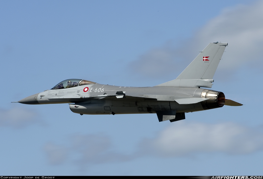 Denmark - Air Force General Dynamics F-16AM Fighting Falcon E-606 at Karup (KRP / EKKA), Denmark