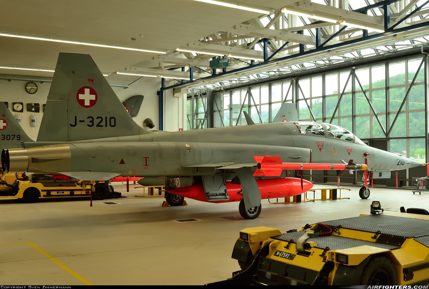Switzerland - Air Force Northrop F-5F Tiger II J-3210 at Meiringen (LSMM), Switzerland