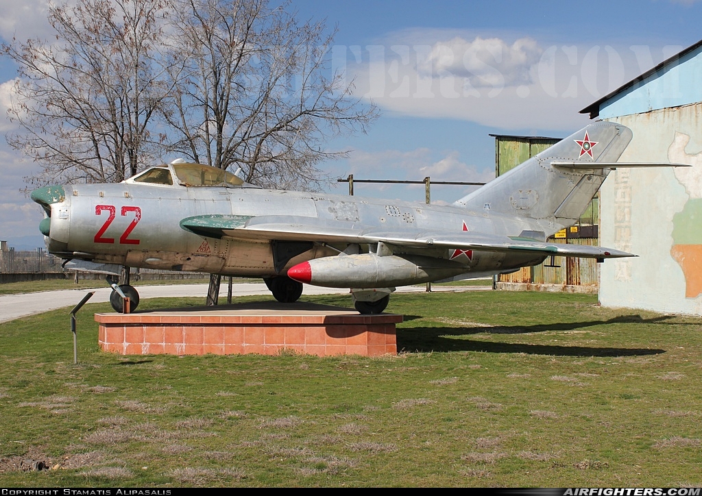 Bulgaria - Air Force Mikoyan-Gurevich MiG-17PF 22 at Plovdiv (- Krumovo) (PDV / LBPD), Bulgaria