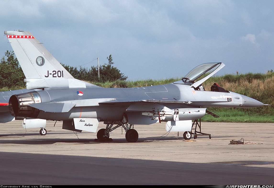 Netherlands - Air Force General Dynamics F-16A Fighting Falcon J-201 at Leeuwarden (LWR / EHLW), Netherlands
