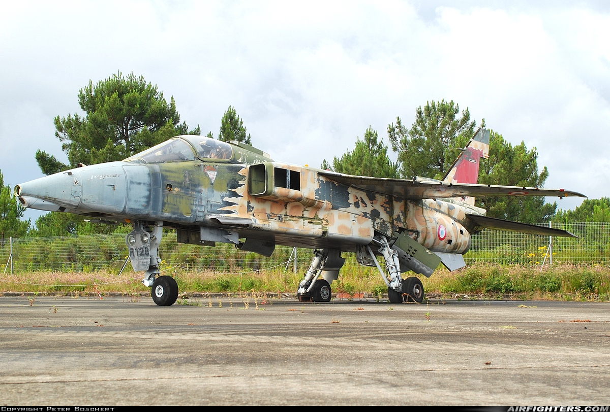 France - Air Force Sepecat Jaguar A A128 at Cazaux (LFBC), France