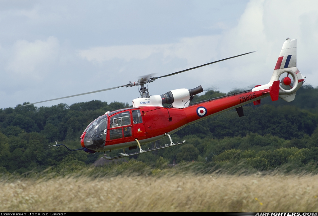 Company Owned - QinetiQ Westland SA-341 Gazelle HT3 ZB625 at Off-Airport - Salisbury Plain, UK