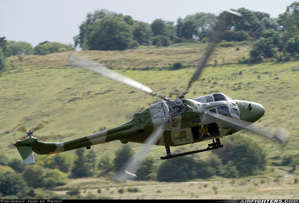 UK - Army Westland WG-13 Lynx AH7 XZ184 at Off-Airport - Salisbury Plain, UK