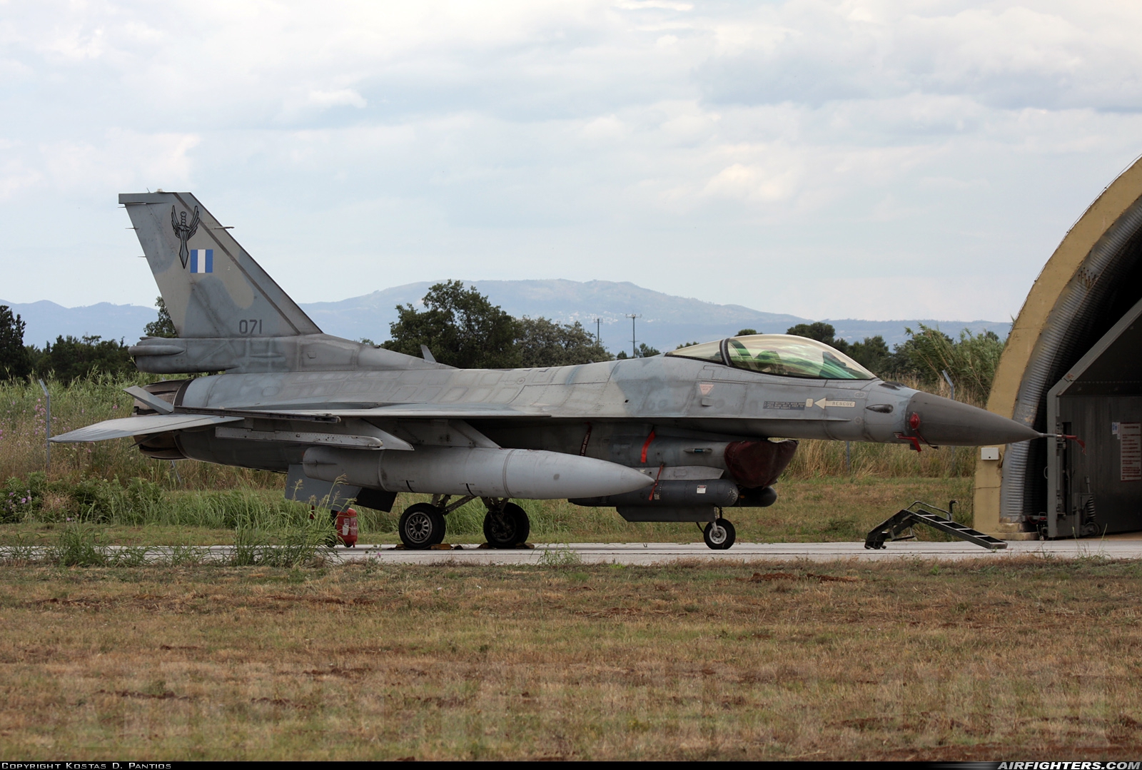 Greece - Air Force General Dynamics F-16C Fighting Falcon 071 at Nea Anghialos (VOL / LGBL), Greece