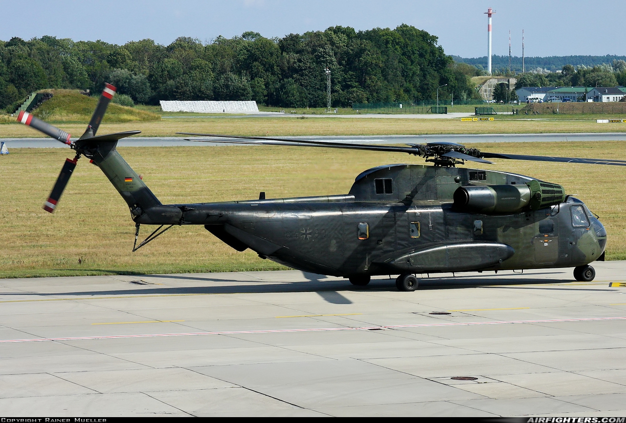 Germany - Army Sikorsky CH-53G (S-65) 84+90 at Rostock - Laage (RLG / ETNL), Germany