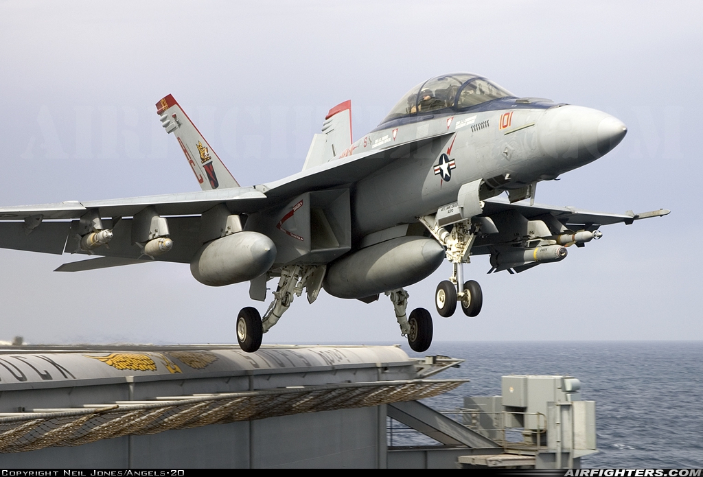 USA - Navy Boeing F/A-18F Super Hornet 166634 at Off-Airport - Persian Gulf, International Airspace