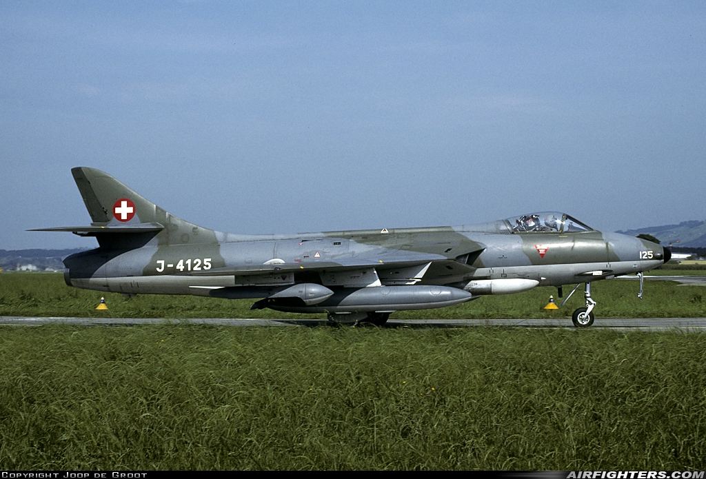 Switzerland - Air Force Hawker Hunter F58A J-4125 at Emmen (EML / LSME), Switzerland