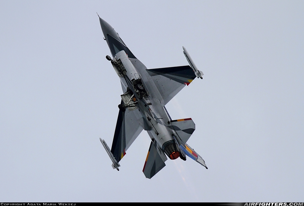 Belgium - Air Force General Dynamics F-16AM Fighting Falcon FA-84 at Payerne (LSMP), Switzerland