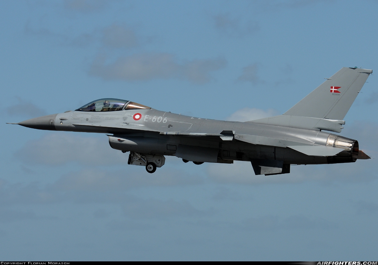 Denmark - Air Force General Dynamics F-16AM Fighting Falcon E-606 at Karup (KRP / EKKA), Denmark