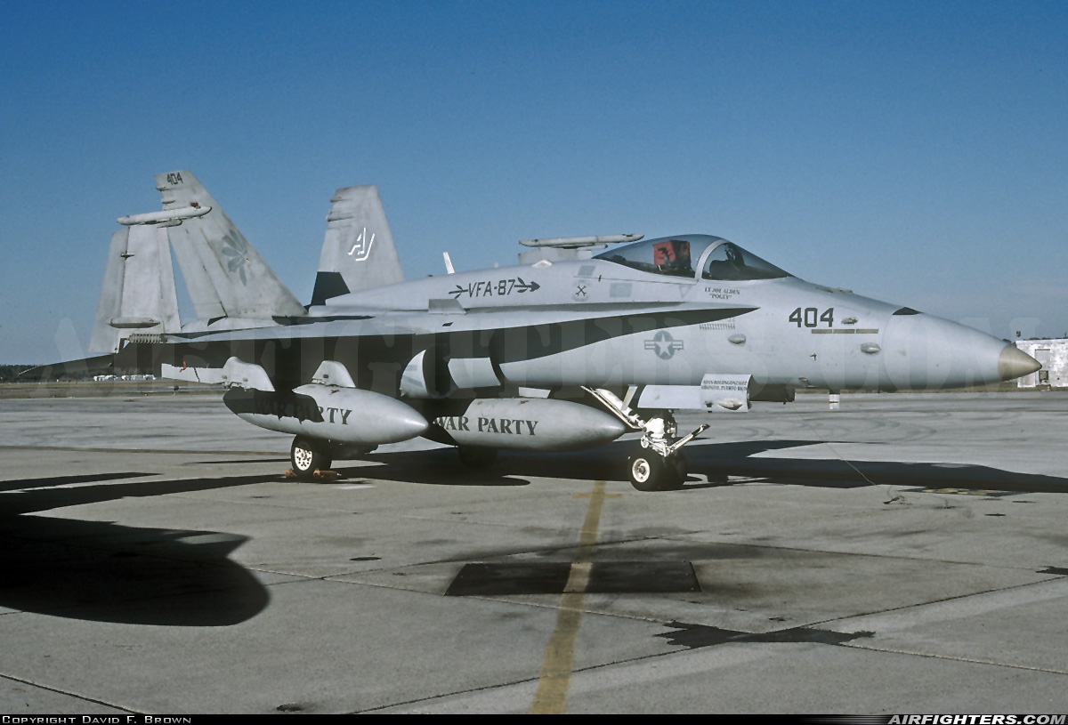 USA - Navy McDonnell Douglas F/A-18C Hornet 164671 at Virginia Beach - Oceana NAS / Apollo Soucek Field (NTU / KNTU), USA