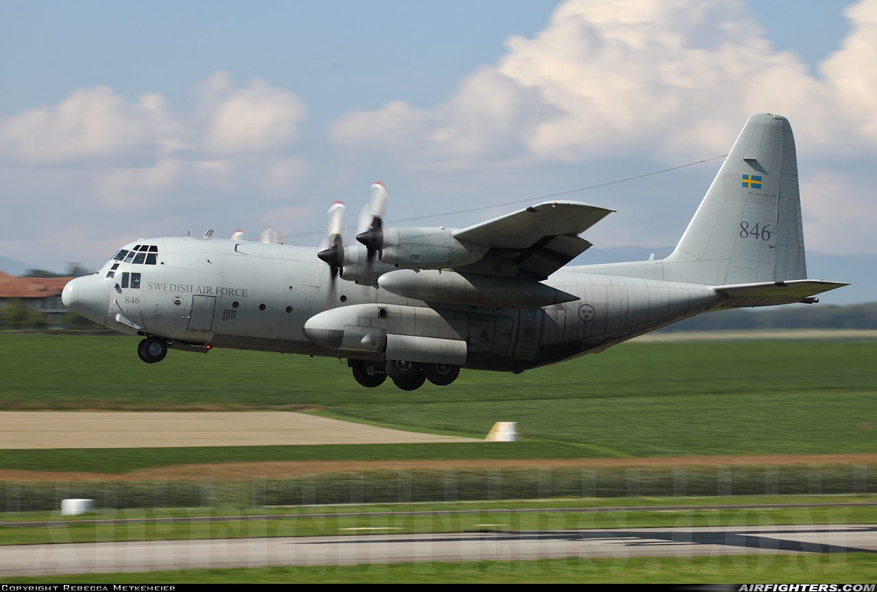 Sweden - Air Force Lockheed Tp-84 Hercules (C-130H / L-382) 84006 at Payerne (LSMP), Switzerland