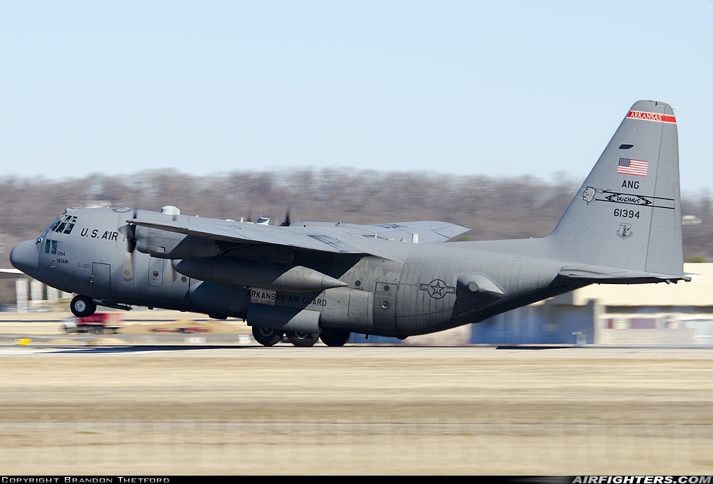 USA - Air Force Lockheed C-130H Hercules (L-382) 86-1394 at Fort Smith - Regional (Municipal) (FSM / KFSM), USA