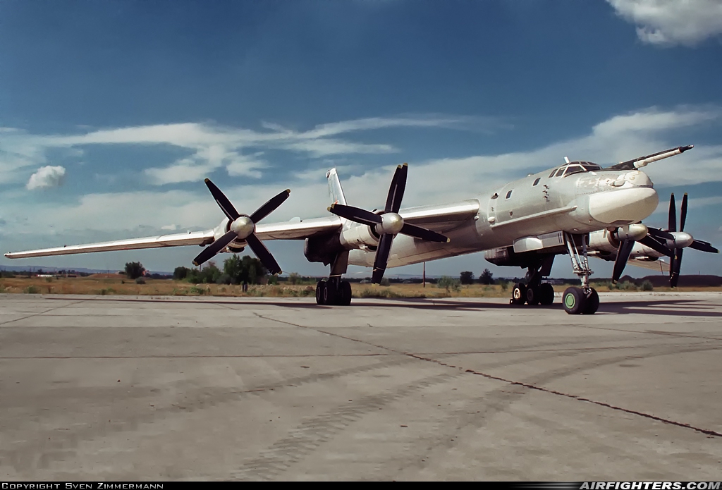 Russia - Air Force Tupolev Tu-95MS Bear H  at Engels (Zngyelse) (UWSG), Russia