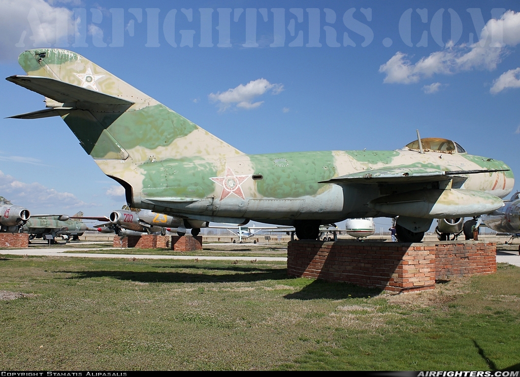 Bulgaria - Air Force Mikoyan-Gurevich MiG-17F 71 at Plovdiv (- Krumovo) (PDV / LBPD), Bulgaria