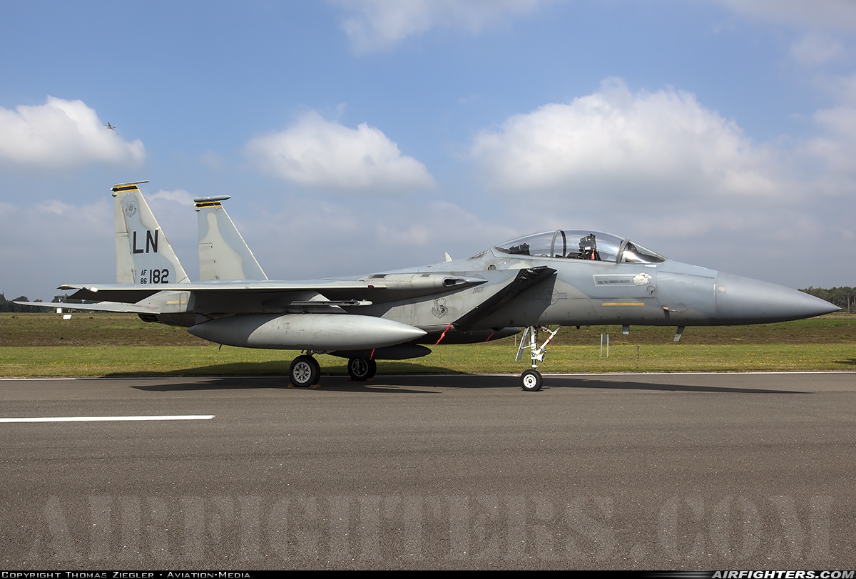 USA - Air Force McDonnell Douglas F-15D Eagle 86-0182 at Kleine Brogel (EBBL), Belgium