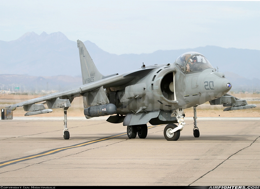 USA - Marines McDonnell Douglas AV-8B Harrier II 164117 at Phoenix (Chandler) - Williams Gateway (AFB) (CHD / IWA / KIWA), USA