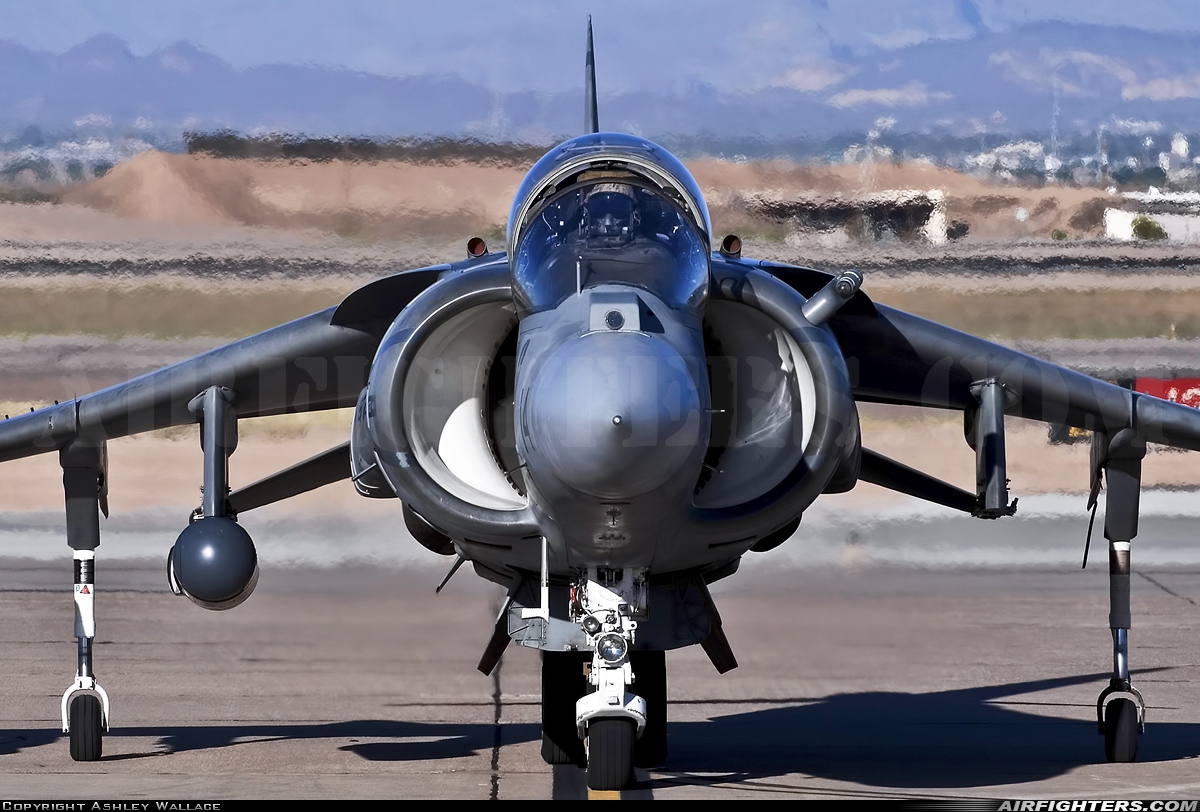 USA - Marines McDonnell Douglas AV-8B+ Harrier ll 165385 at Phoenix (Chandler) - Williams Gateway (AFB) (CHD / IWA / KIWA), USA