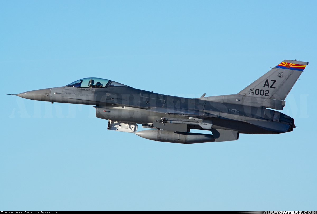USA - Air Force General Dynamics F-16C Fighting Falcon 89-2002 at Tucson - Int. (TUS / KTUS), USA
