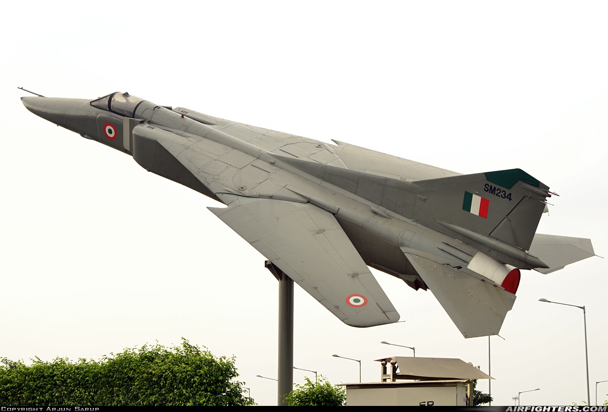 India - Air Force Mikoyan-Gurevich MiG-23BN SM234 at Delhi - Indira Gandhi (DEL / VIDP), India