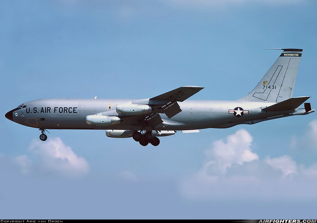 USA - Air Force Boeing KC-135A Stratotanker (717-100) 57-1431 at Mildenhall (MHZ / GXH / EGUN), UK