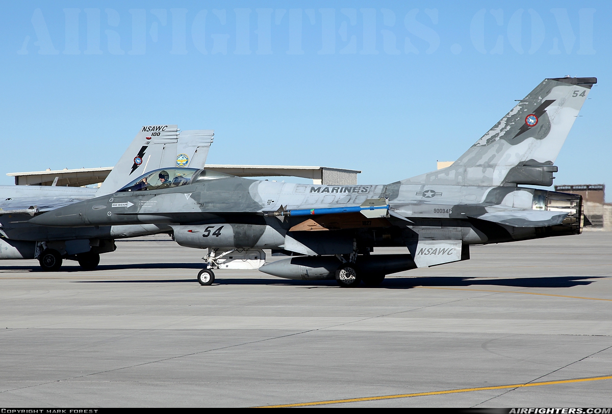 USA - Navy General Dynamics F-16A Fighting Falcon 900945 at Fallon - Fallon NAS (NFL / KNFL), USA