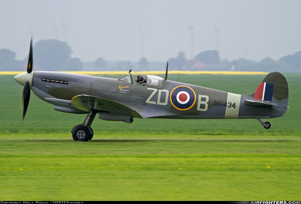 Private - Old Flying Machine Company Supermarine 361 Spitfire LF.IXc G-ASJV at Groningen - Oostwold (EHOW), Netherlands