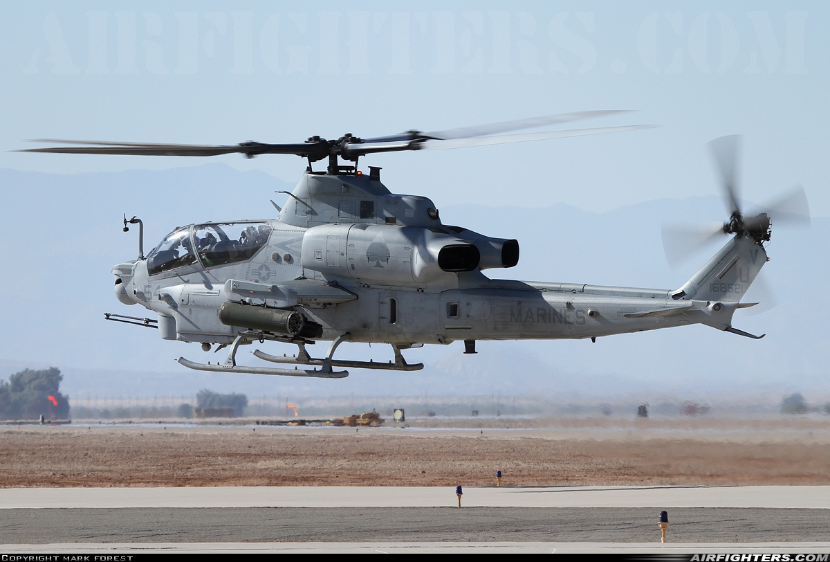 USA - Marines Bell AH-1Z Viper 168521 at El Centro - NAF (NJK / KNJK), USA