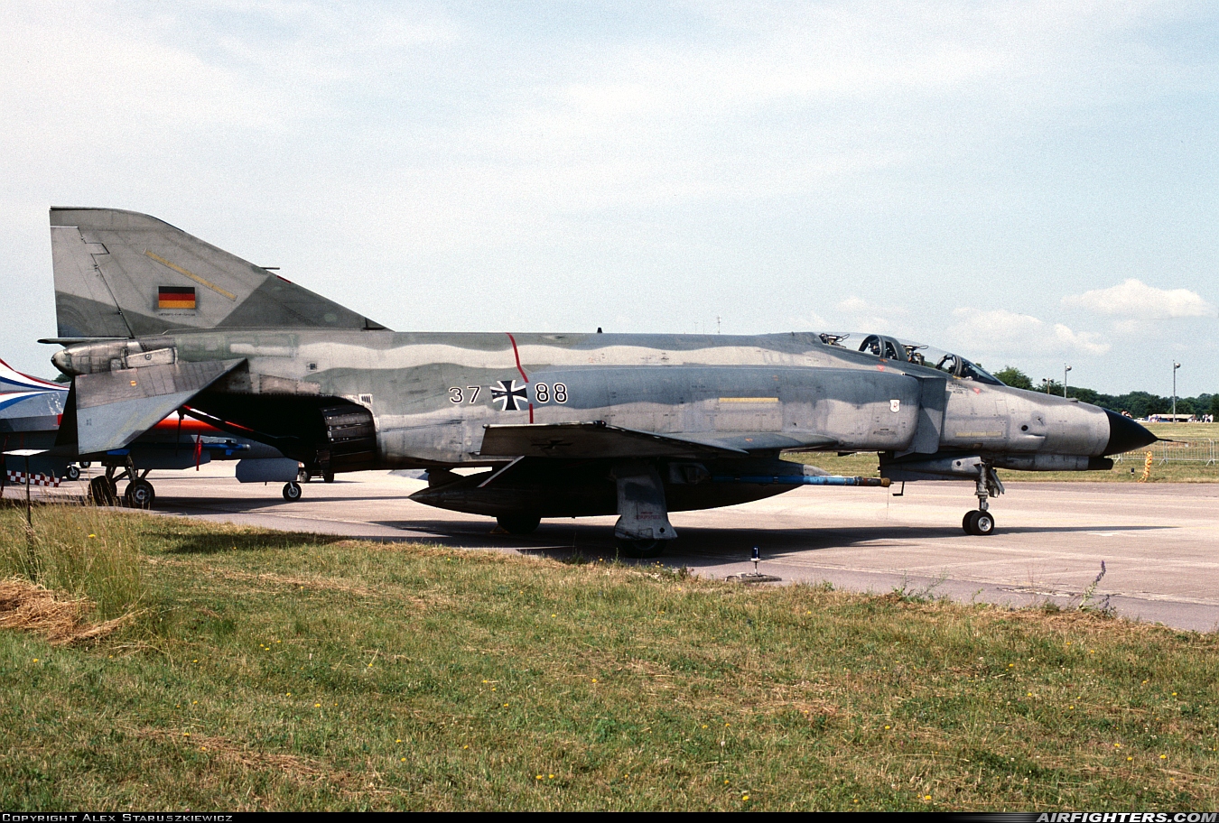Germany - Air Force McDonnell Douglas F-4F Phantom II 37+88 at Toul - Rosieres (LFSL), France
