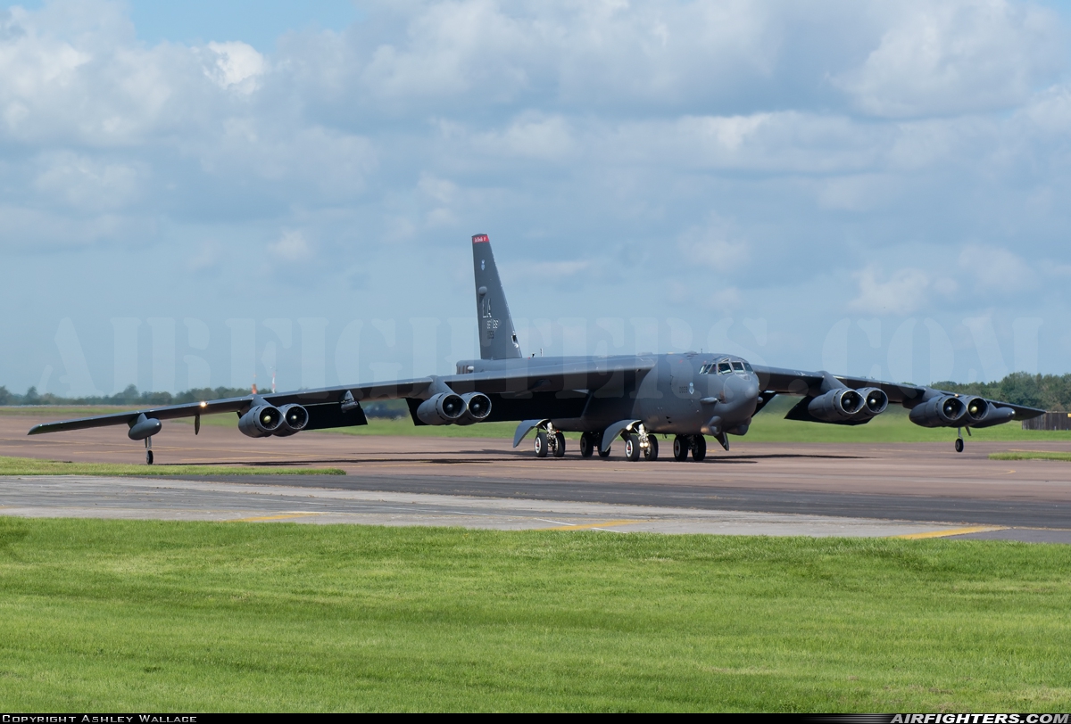 USA - Air Force Boeing B-52H Stratofortress 60-0059 at Fairford (FFD / EGVA), UK