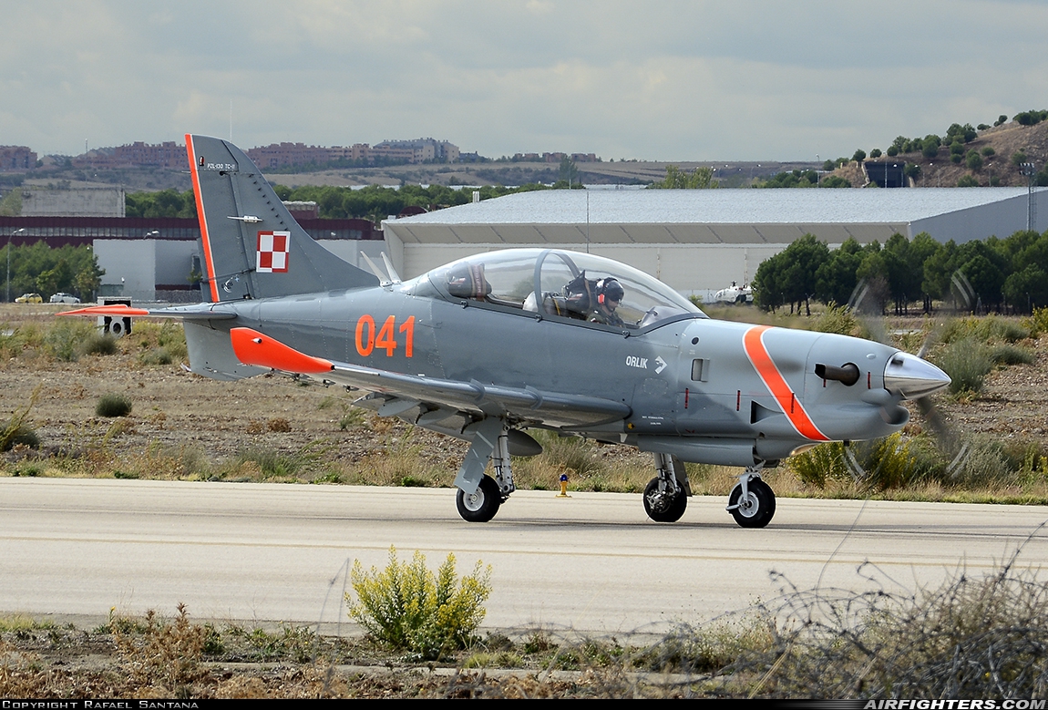 Poland - Air Force PZL-Okecie PZL-130TC-2 Orlik 041 at Madrid - Torrejon (TOJ / LETO), Spain