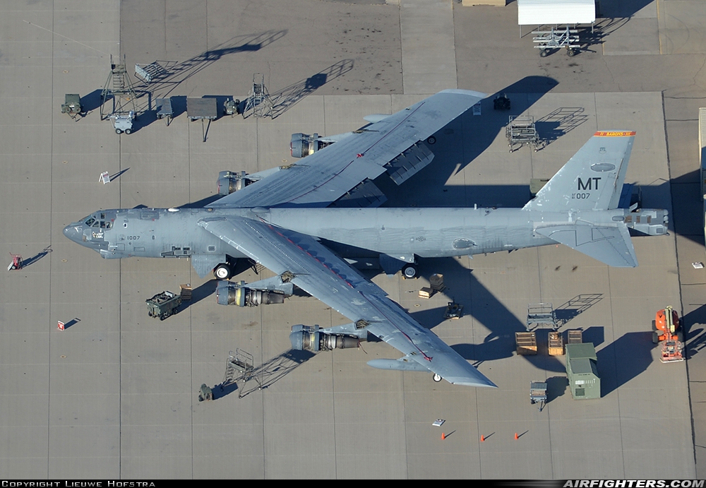 USA - Air Force Boeing B-52H Stratofortress 61-0007 at Tucson - Davis-Monthan AFB (DMA / KDMA), USA