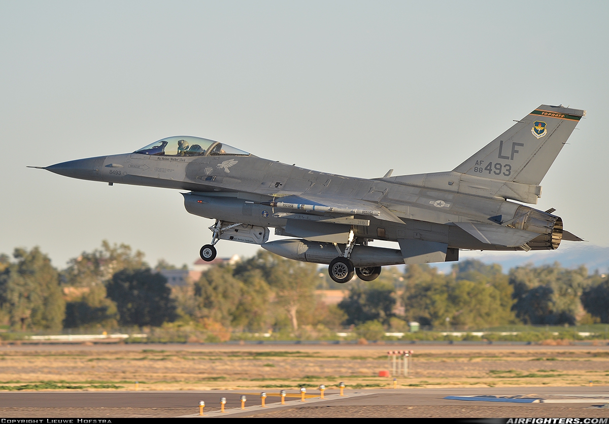 USA - Air Force General Dynamics F-16C Fighting Falcon 88-0493 at Glendale (Phoenix) - Luke AFB (LUF / KLUF), USA
