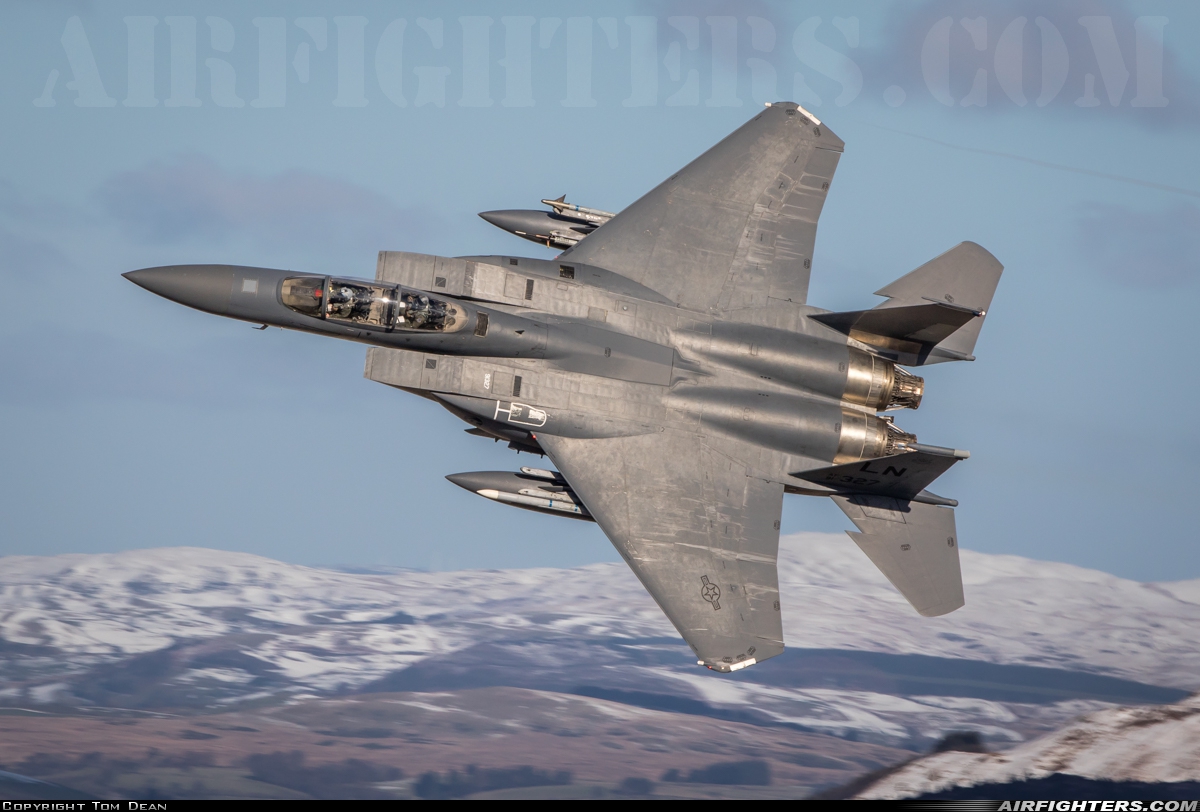 USA - Air Force McDonnell Douglas F-15E Strike Eagle 91-0327 at Off-Airport - Machynlleth Loop Area, UK