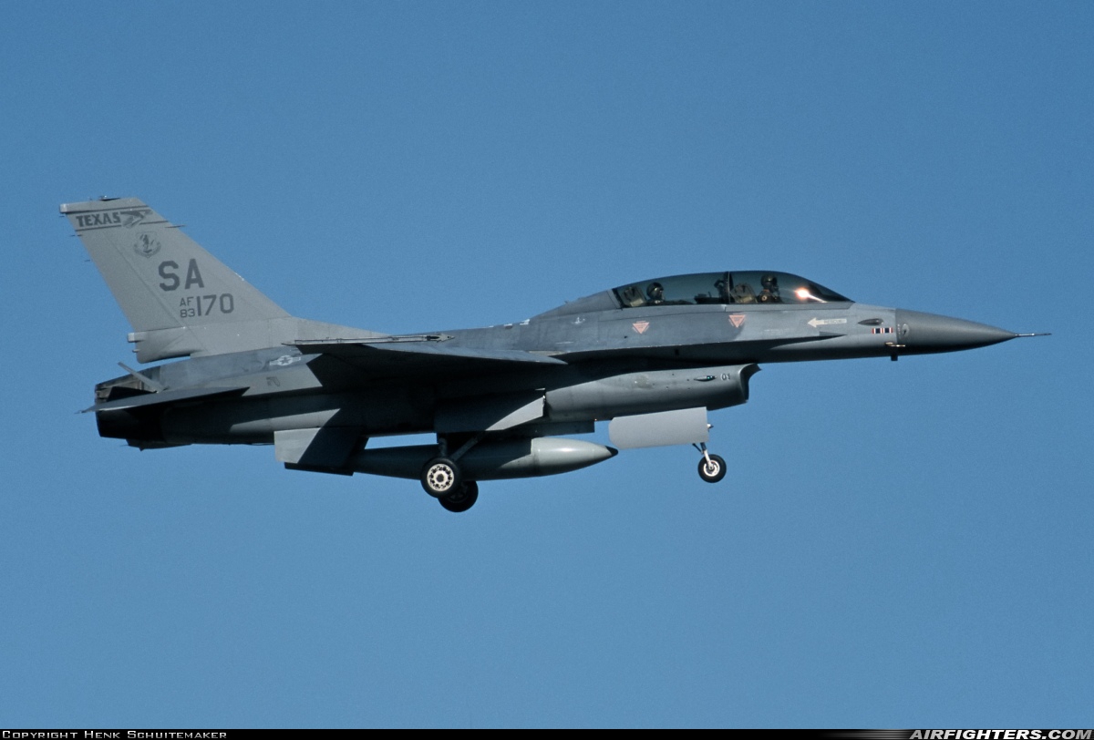 USA - Air Force General Dynamics F-16B Fighting Falcon 83-1170 at San Antonio - Lackland AFB / Kelly Field Annex (Kelly AFB) (SKF / KSKF), USA