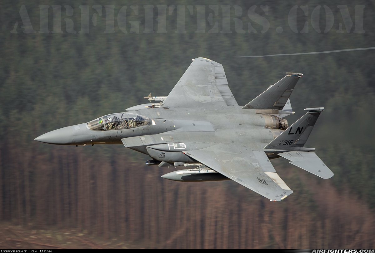 USA - Air Force McDonnell Douglas F-15E Strike Eagle 91-0316 at Off-Airport - Machynlleth Loop Area, UK