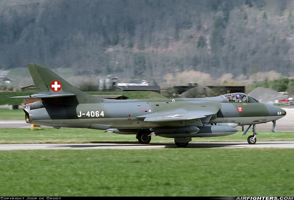 Switzerland - Air Force Hawker Hunter F58 J-4064 at Interlaken (LSMI), Switzerland