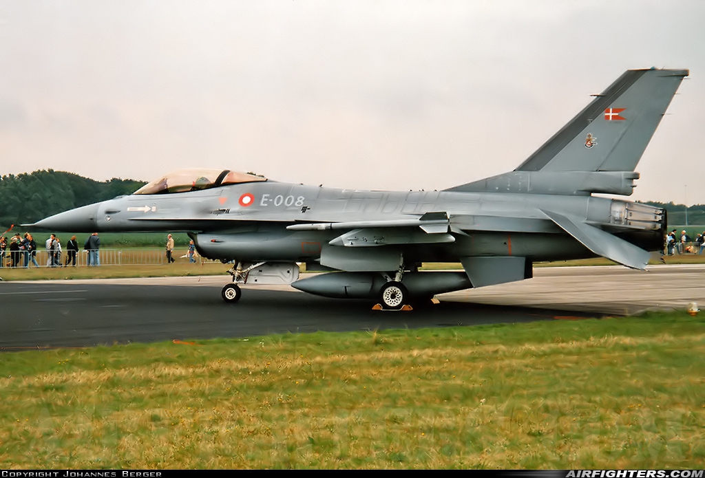 Denmark - Air Force General Dynamics F-16AM Fighting Falcon E-008 at Breda - Gilze-Rijen (GLZ / EHGR), Netherlands
