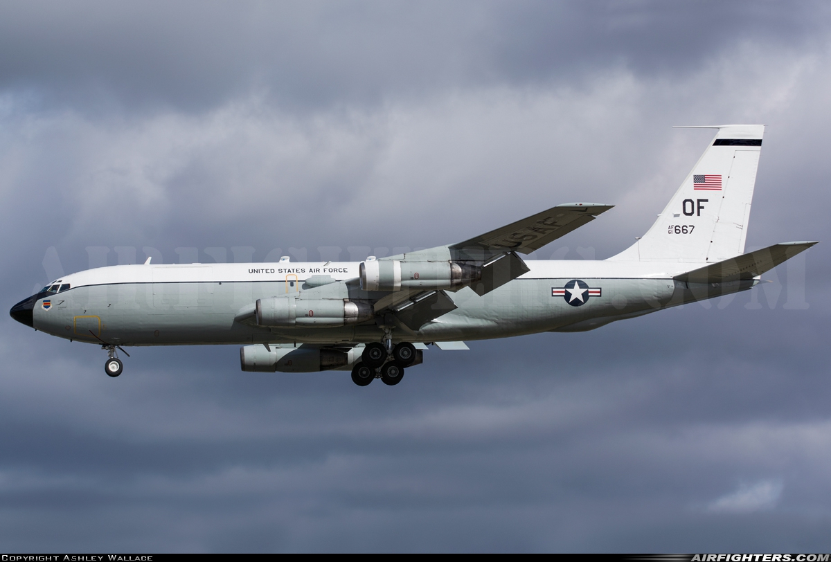 USA - Air Force Boeing WC-135W (717-158) 61-2667 at Mildenhall (MHZ / GXH / EGUN), UK