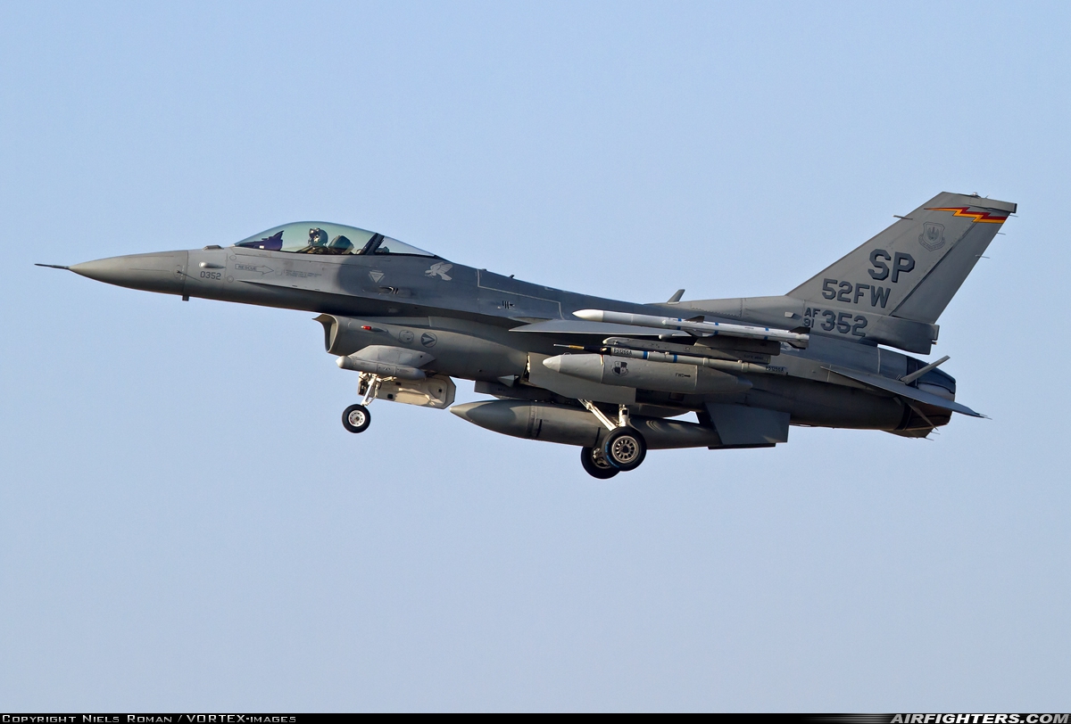 USA - Air Force General Dynamics F-16C Fighting Falcon 91-0352 at Spangdahlem (SPM / ETAD), Germany