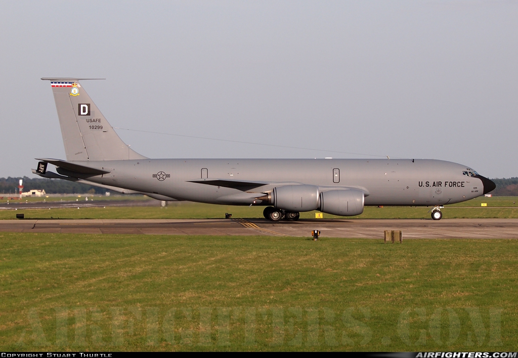 USA - Air Force Boeing KC-135R Stratotanker (717-148) 61-0299 at Mildenhall (MHZ / GXH / EGUN), UK