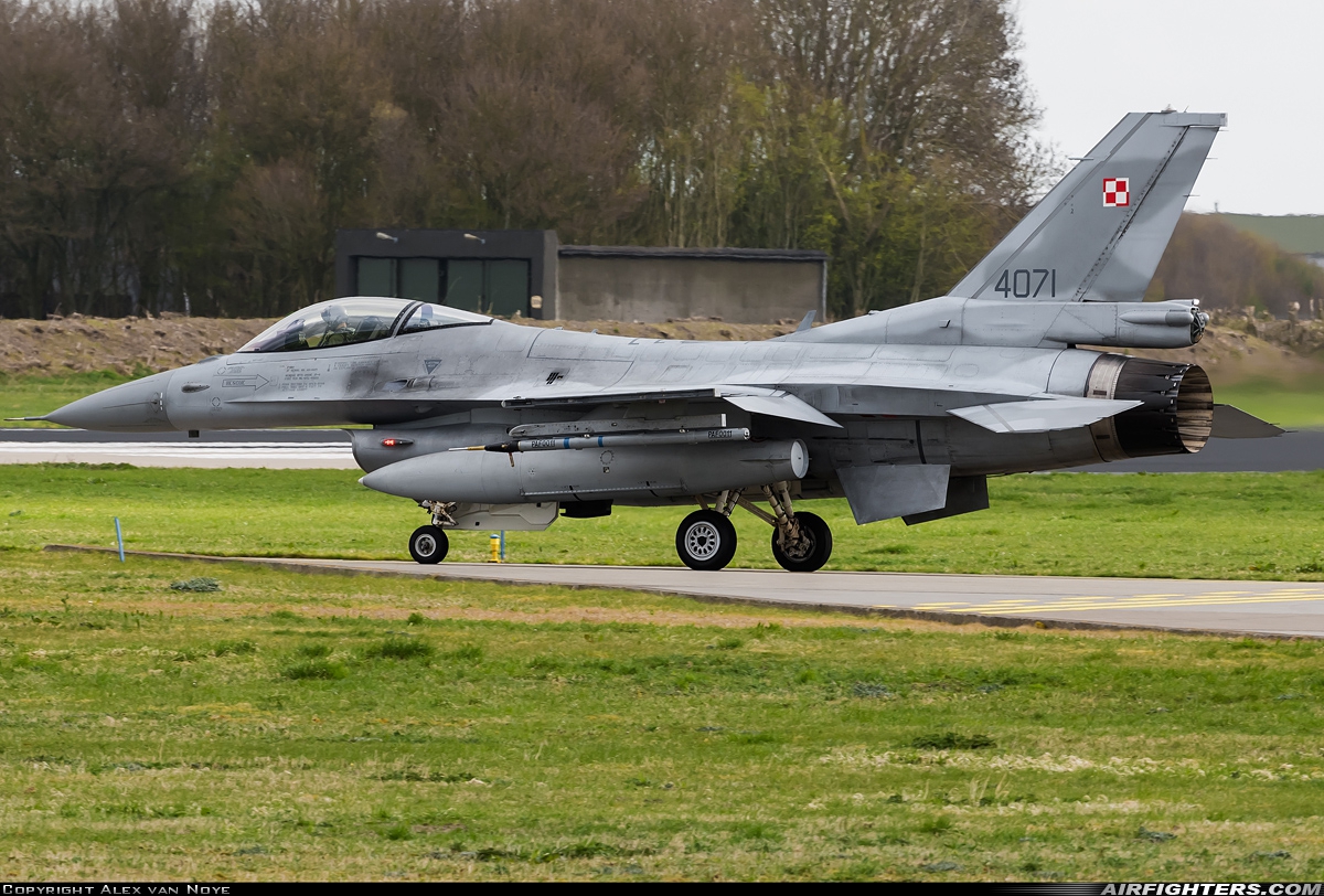 Poland - Air Force General Dynamics F-16C Fighting Falcon 4071 at Leeuwarden (LWR / EHLW), Netherlands