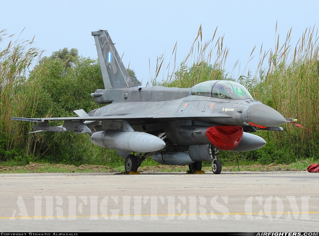 Greece - Air Force General Dynamics F-16D Fighting Falcon 609 at Andravida (Pyrgos -) (PYR / LGAD), Greece