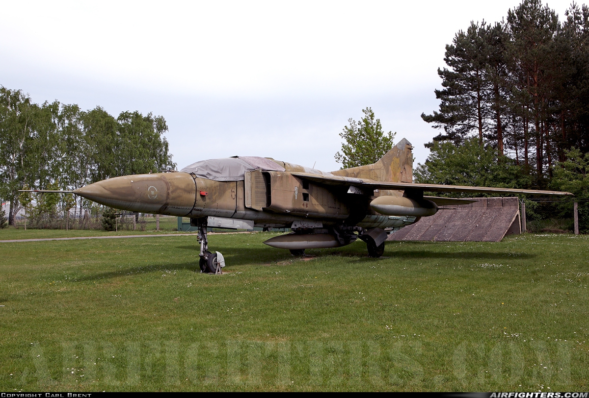 Germany - Air Force Mikoyan-Gurevich MiG-23UB 20+62 at Cottbus North (ETHT), Germany